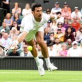 Neobično mirni Đoković "odservirao" Kvona i postavio još jedan rekord 8