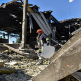 Osuda lidera širom sveta: Napad na tržni centar u Kremenčuku "gnusni čin" i "ratni zločin" 4