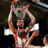 Lagana "stotka" Crvene zvezde 3