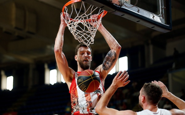 Lagana "stotka" Crvene zvezde 1