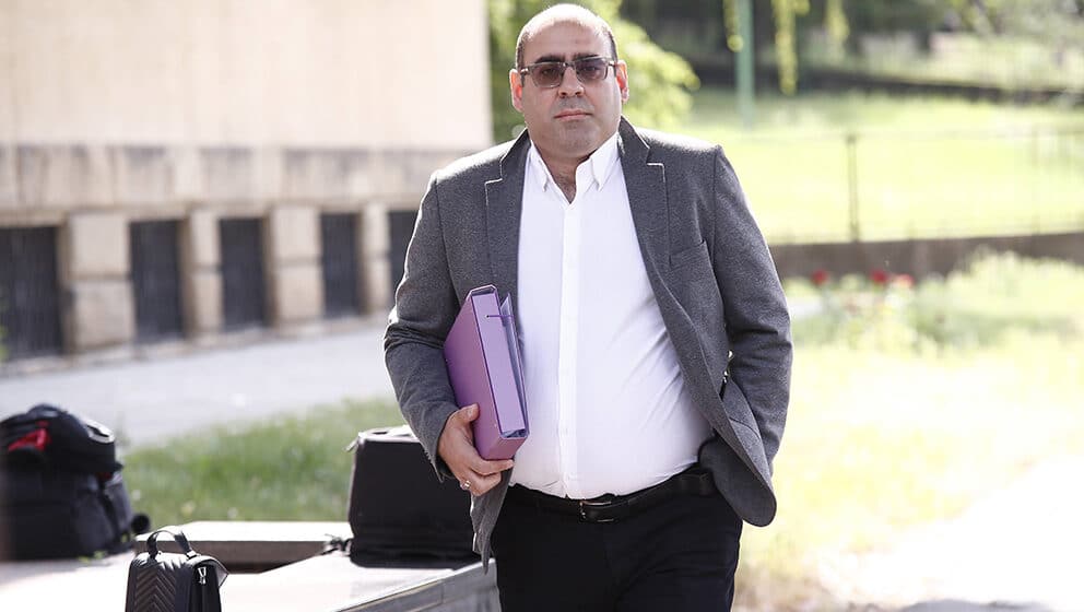 "Vučićev trbuhozborac priprema teren za prihvatanje zahteva": U kom pravcu ide Đukanovićevo tvitovanje o protestu? 1