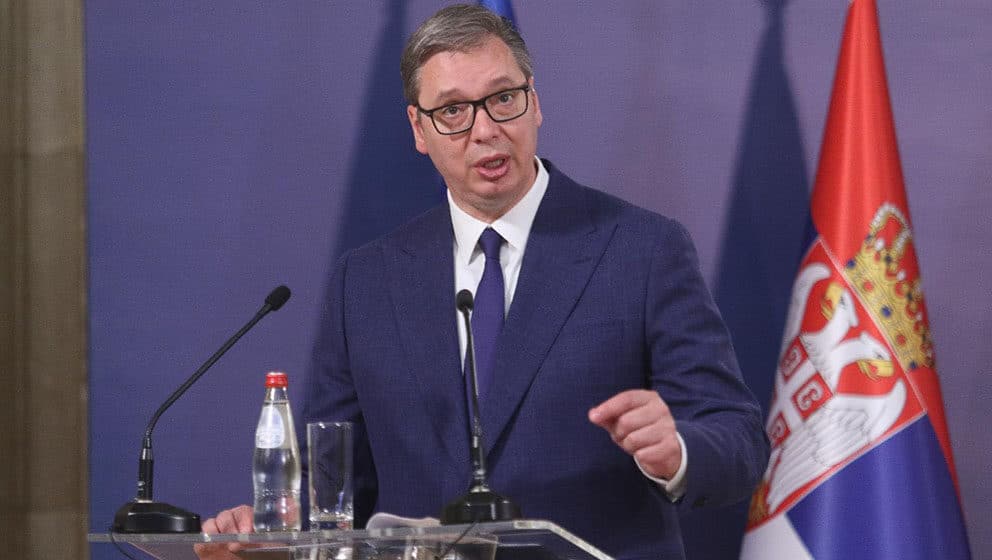 Vučić se sutra obraća javnosti, na Instagramu poručio: "Samo vi radite svoj posao, srpski narod nikada neće zaboraviti" 1