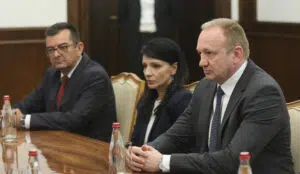 Ujedinjuju se Stranka slobode i pravde i Pokret za preokret: "Zajedno protiv organizovane kriminalne grupe" 11