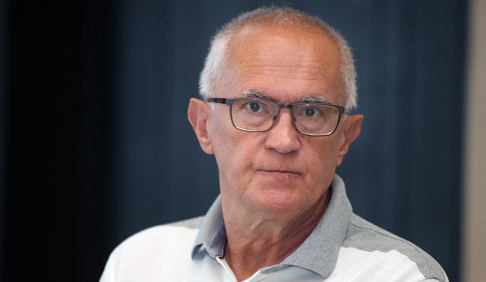 Članovi Saveta REM-a traže ocenu ustavnosti zakona kojim se nalaže njihova smena, kažu da su diskriminisani 2 Članovi Saveta REM-a traže ocenu ustavnosti zakona kojim se nalaže njihova smena, kažu da su diskriminisani 1