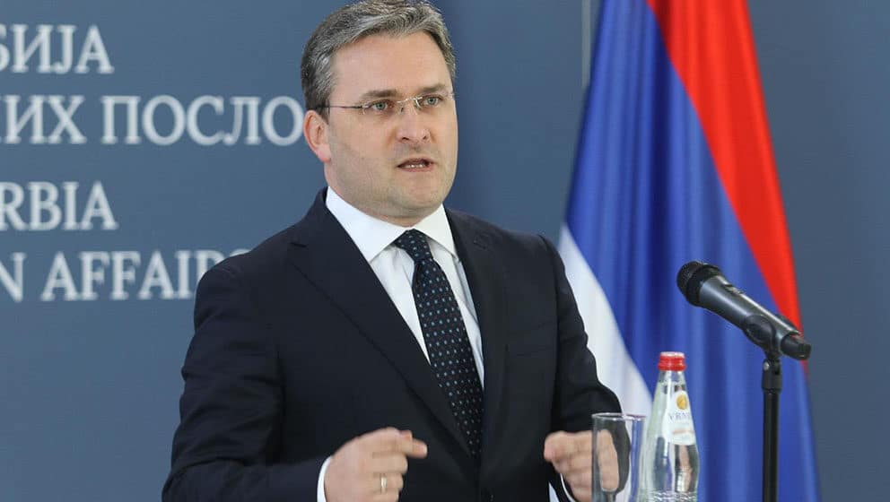 Selaković gasi vatru koju je sam zapalio: Šta znači to što Srbija neće priznati rezultate referenduma u Luganjsku i Donjecku? 1