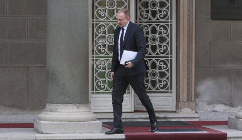 Dragan Đilas INTERVJU Dragan Đilas: Narodna stranka nije opozicija i njoj je namenjena uloga Zavetnika 2