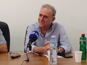 "Pristali smo na društvo u kome se za sve pita jedan čovek": Tribina nedeljnika Vreme u Kragujevcu 3