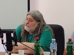 "Pristali smo na društvo u kome se za sve pita jedan čovek": Tribina nedeljnika Vreme u Kragujevcu 7