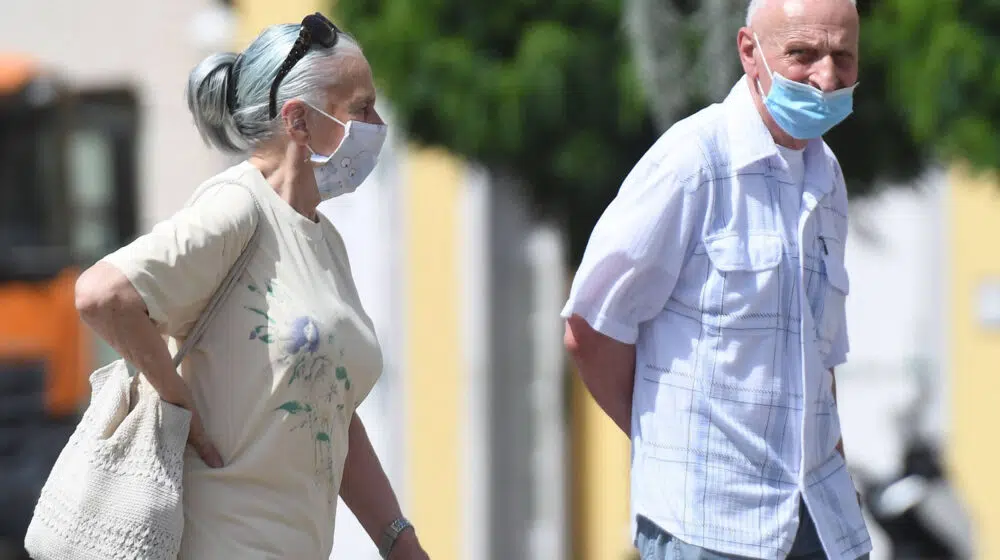 Još šest preminulih od kovida, sve više pacijenata na bolničkom lečenju 1