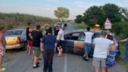 Protest u Krčedinu: Meštani bez vode, nadležni tvrde da ne bi bilo problema da građani "ne hlade lubenice" (FOTO) 7