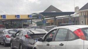 Carinici sprečili krijumčarenje 10 pravoslavnih ikona na Horgošu (FOTO)