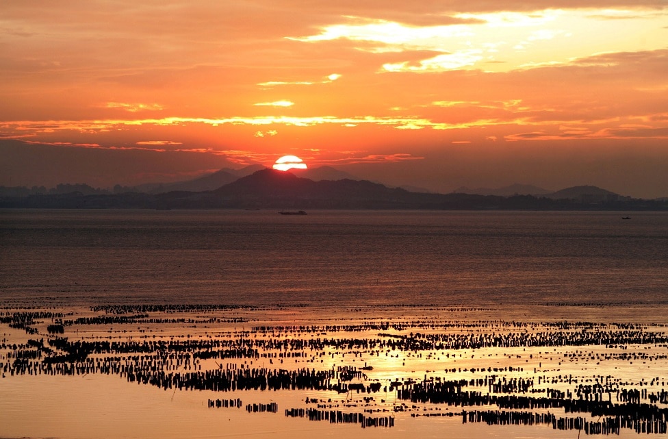 Kina, Honkong i Tajvan: Kako prošlost utiče na razmišljanje Sija Đinpinga i njegov pogled na svet 5 China's southeastern coast can be seen from the Taiwanese island of Kinmen