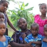 Afrika i roditeljstvo: Samohrani otac iz Nigerije sam podiže sedmoro dece, svi rođeni kao blizanci 5