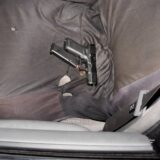 Amerika, kriminal i rasizam: Policajci ispalili 60 hitaca u Afroamerikanca, pokazao snimak potere 6