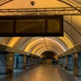 Železnica, Srbija: Podzemna stanica Vukov spomenik prošla je put od velelepnog do gotovo pustog objekta 4