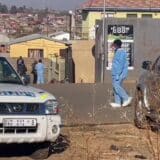 Južna Afrika: Petnaestoro ljudi ubijeno u baru 6