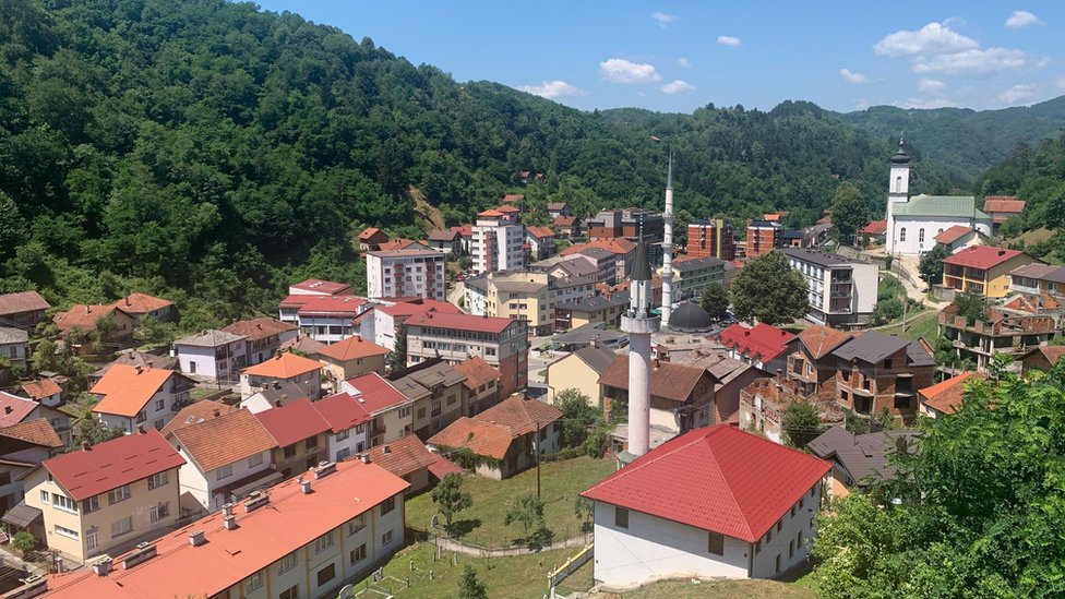 Bosna i Hercegovina i Srebrenica: „Mi smo ovde zanimljivi samo nekoliko dana godišnje" 18 panorama Srebrenica