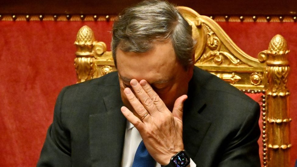 Italija i politika: Premijer Mario Dragi predao ostavku posle turbulentnih nedelju dana 2 Italy's Prime Minister Mario Draghi reacts during the debate on government crisis on 20 July