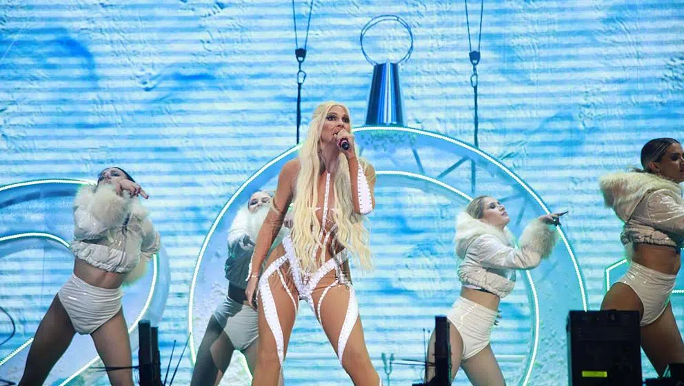 Počela akcija prikupljanja novca da Karleuša ne peva na Roštiljijadi u Leskovcu 1