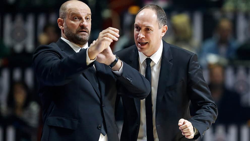 Zvezdan Mitrović preuzeo Galatasaraj 1