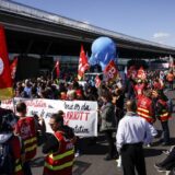Završen glavni štrajk na pariskim aerodromima, uslužno osoblje i dalje neće raditi 10