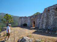 "Na Balkanu se problemi rešavaju ili parama ili ratom": Reporter Danasa na Ali Pašinoj tvrđavi u Pargi na Jonskom moru 2