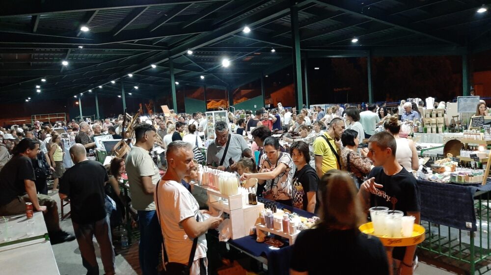 Zrenjanincima se svideo Noćni bazar pa ga ponovo organizuju 1
