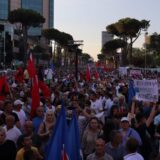 Protest opozicije u Tirani: "Albanija je u opasnosti" 6