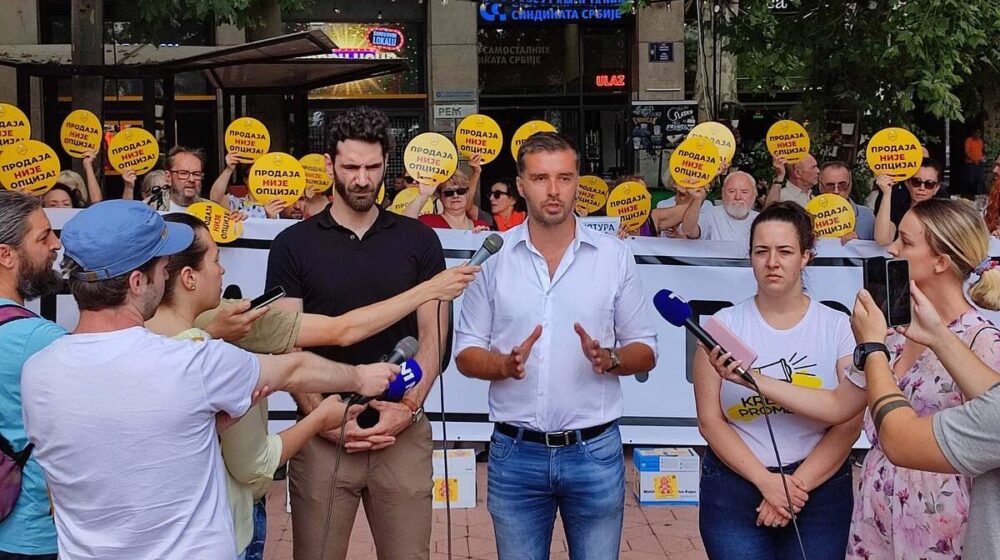 Kreni-Promeni predali REM-u peticiju sa više od 200.000 potpisa: Zahtevamo da institucije rade po zakonu 1