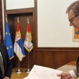 Aleksandar Vučić dobio poziv za posetu Ujedinjenim Arapskim Emiratima 1