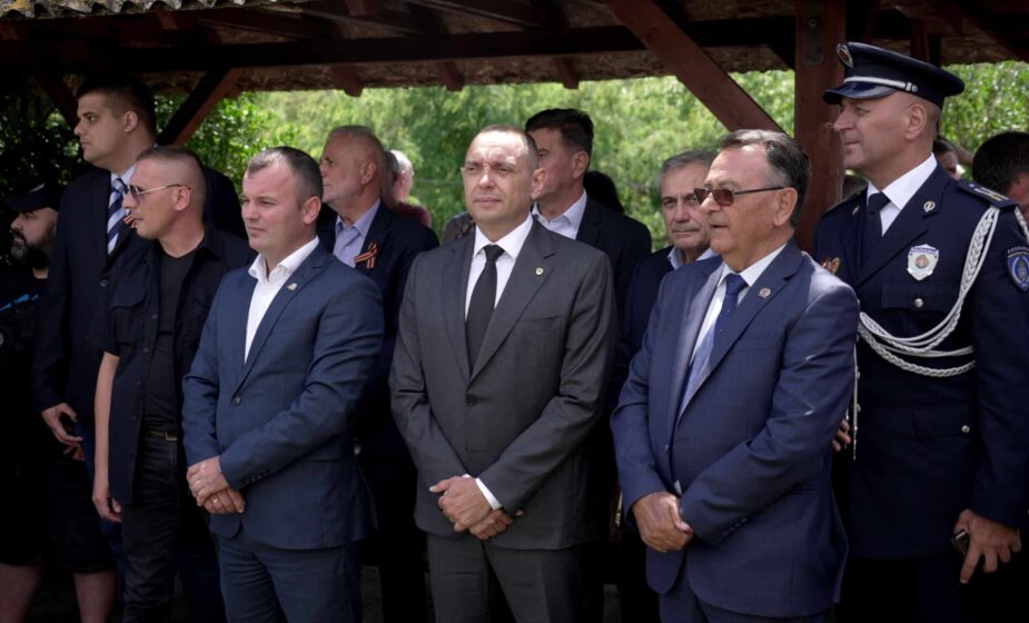 Vulin na obeležavanju stradanja Srba u Podrinju: Srpske žrtve zanimaju samo Srbe 1