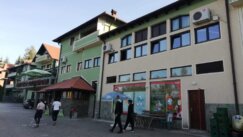 "Vlasinu biraju oni koji beže od temperaturnog šoka": Kako je letovati na jezeru koje se nalazi na najvišoj nadmorskoj visini na Balkanu 3