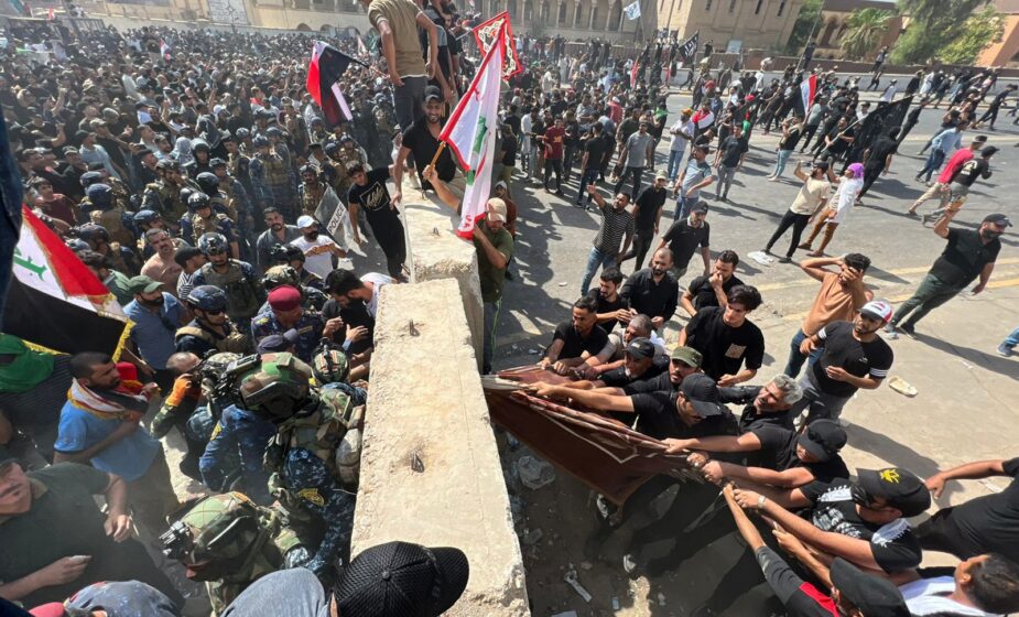 Demonstranti u Bagdadu upali u zgradu parlamenta, protiv su proiranske vlade 1