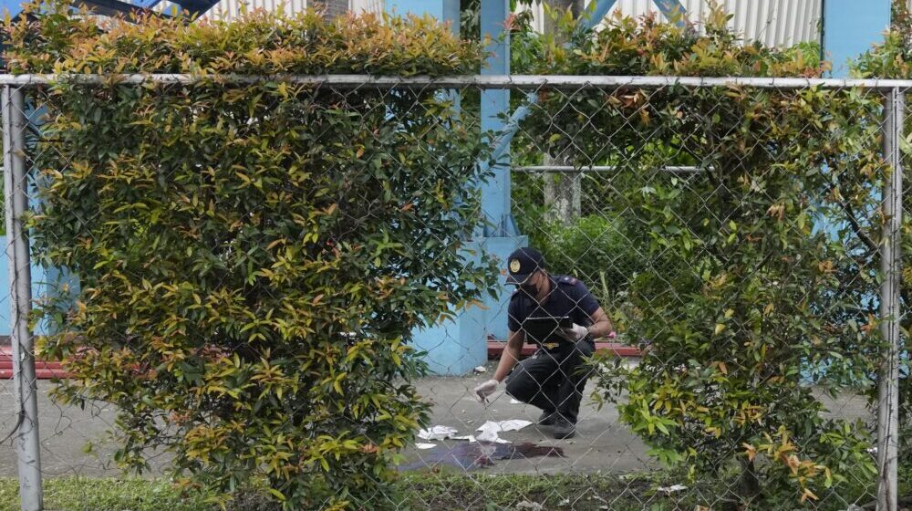 Troje mrtvih u oružanom napadu na univerzitetu na Filipinima 1