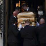 Donald Tramp i porodica prisustvovali sahrani Ivane Tramp u Njujorku 5