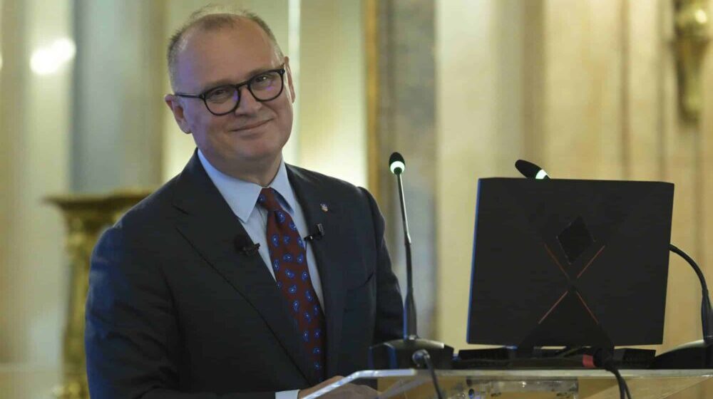 Vesić: Parlament do početka avgusta, očekujem da će mesto premijera dobiti predstavnik SNS-a 1