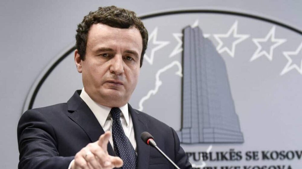 Kurti pozvao građane da zamene srpske tablice za kosovske 1