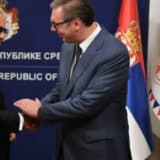 Vučić odlikovao Bočelija i Marizu zlatnom medaljom za zasluge 3