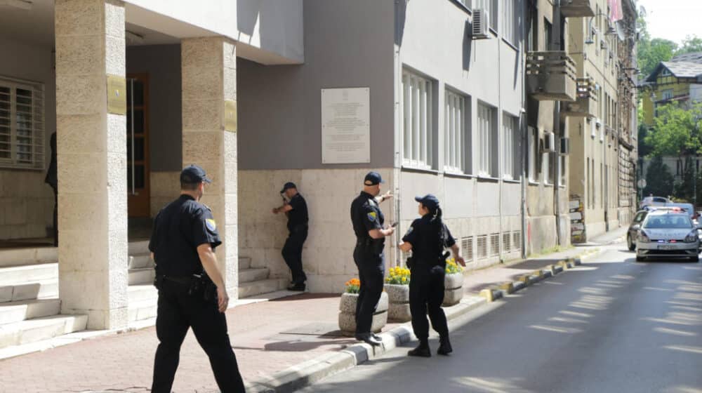 CIK BiH ponovo na meti: Nove dojave o postavljenoj bombi 1