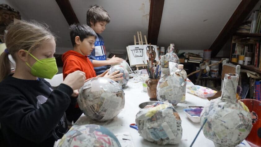 Novosadska škola crtanja u kojoj mališani govore osam ljudskih i jedan mačji jezik 4 Novosadska škola crtanja u kojoj mališani govore osam ljudskih i jedan mačji jezik 4