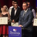 Jelena Trivan tvrdi da je Vučić osnivač Fonda za mlade talente, a istina je drugačija 2