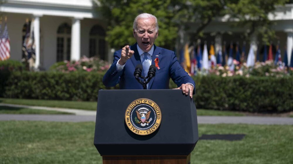 Bajden rešen da nastavi borbu protiv nasilja vatrenim oružjem u SAD 1