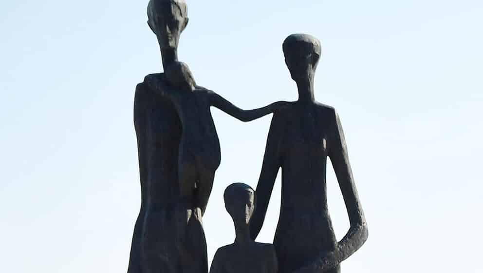 Okupljanje za mir u Novom Sadu i tribina Novog optimizma 1