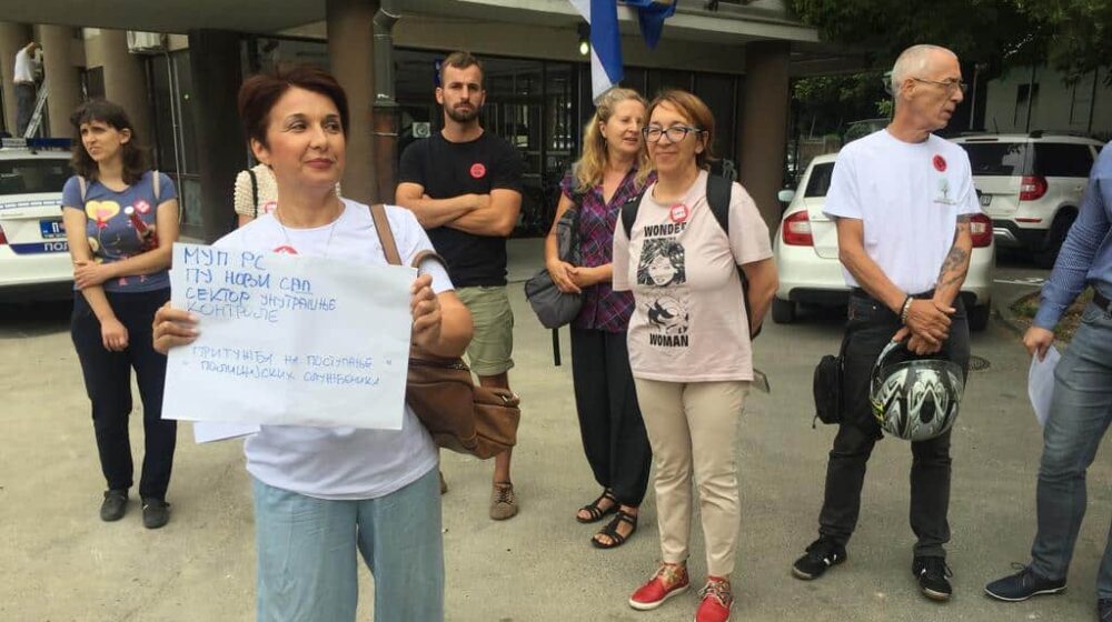 Organizatori protesta predali pritužbu na postupanje policijskih službenika tokom prošlonedeljnog skupa u Novom Sadu 16