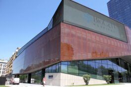 Opšta bolnica Biocell hospital "Nisam samo Dritanov brat, a Milica nije samo Anina partnerka": Džihan Abazović pokazao novinarima svoju bolnicu (FOTO) 2