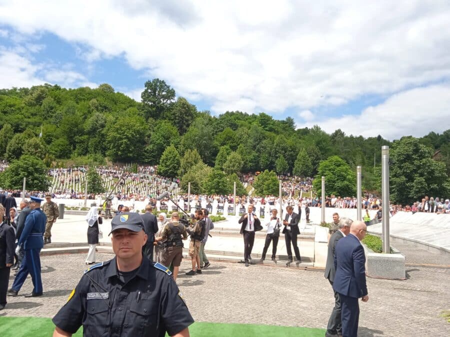 Džaferović: Genocid u Srebrenici je planski zločin s ciljem eliminacije Drine kao granice 2 Džaferović: Genocid u Srebrenici je planski zločin s ciljem eliminacije Drine kao granice 2