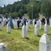 "Na stratišta idemo zato što smo ljudi": Koji političari iz Srbije su posetili Memorijalni centar u Potočarima? 4