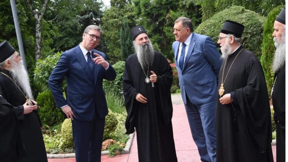 Članovi Svetog sinoda SPC zatražili od Vučića i Dodika da istraju u vođenju samostalne i nezavisne spoljne politike 1