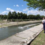 U reku Rašku ispuštena supstanca koja bi trebalo da pročisti vodu 4