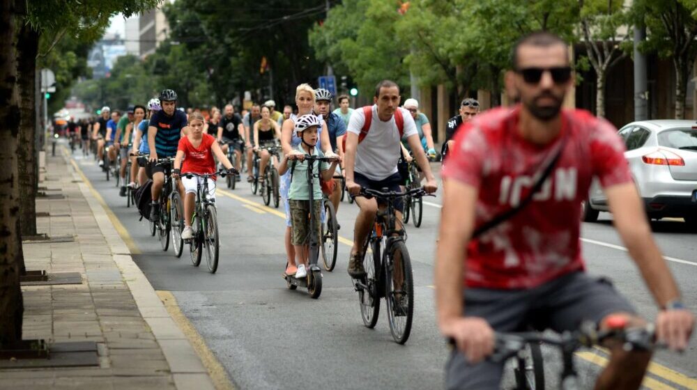 Biciklisti i trotinetaši traže imene Zakona o bezbednosti saobraćaja 1